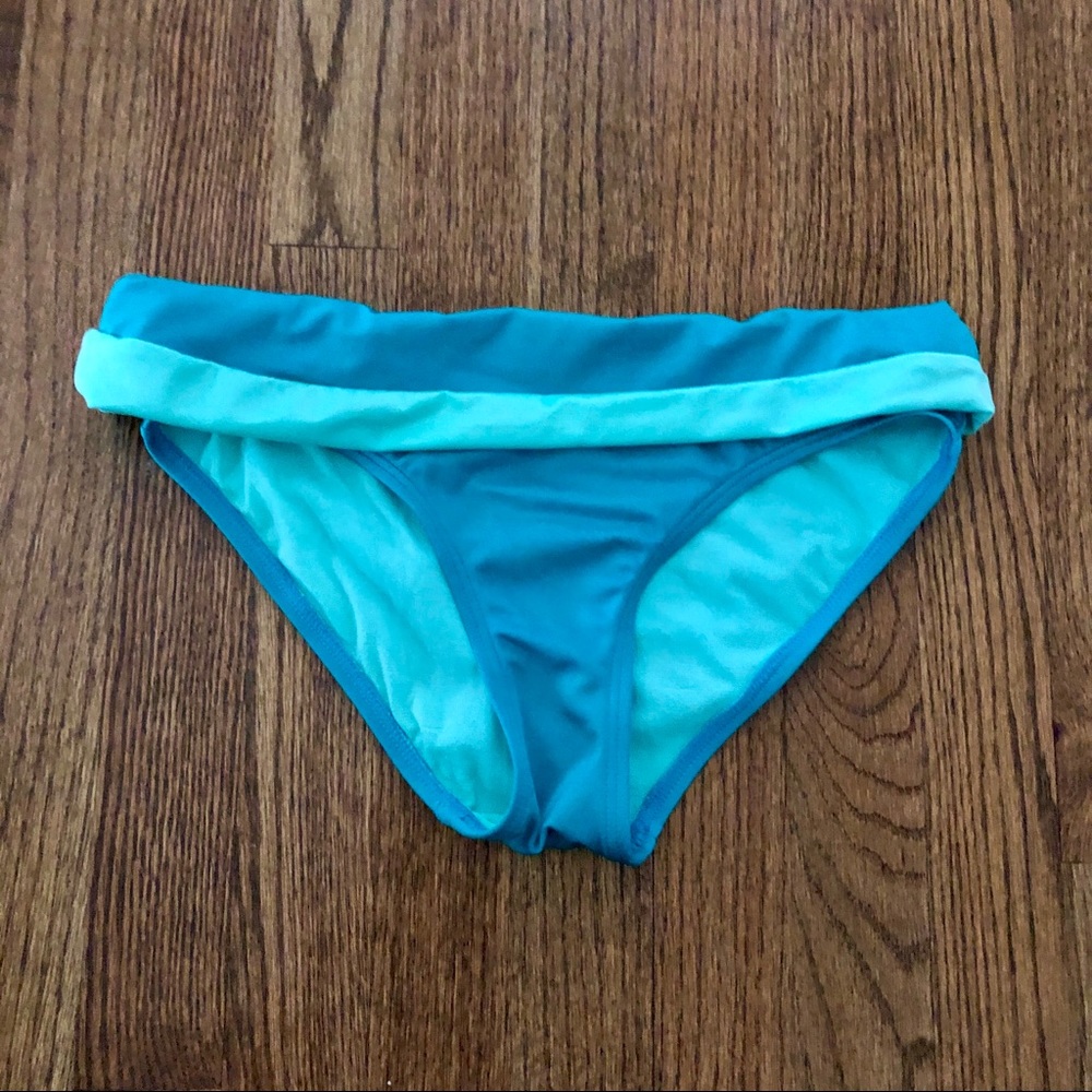 Vince Camuto Two-Tone Banded Swim Bottom, Size Small